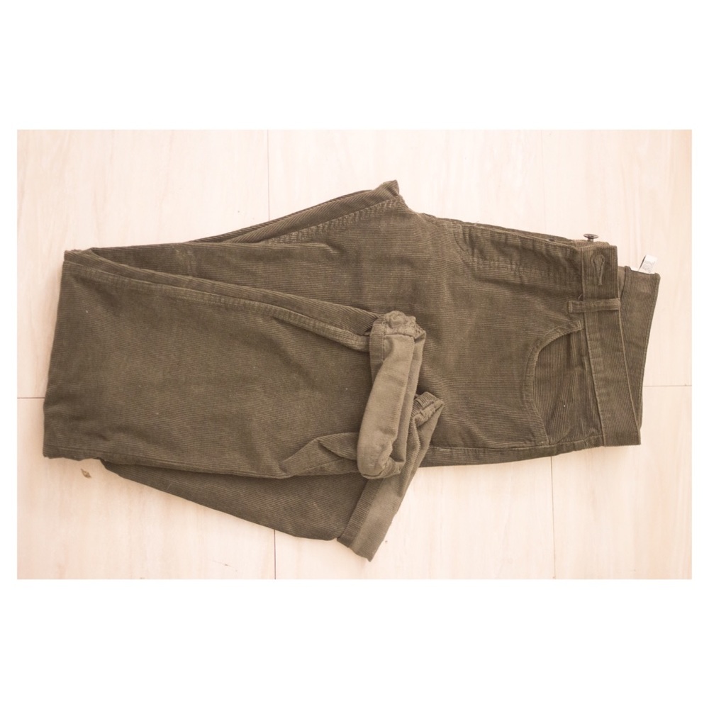 Men’s Khaki pants